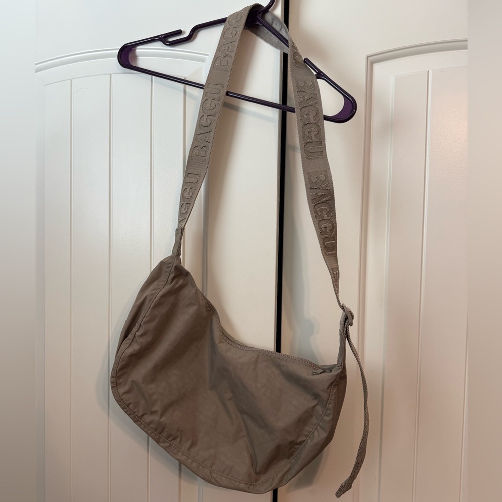 Baggu Neutral Crossbody Bag